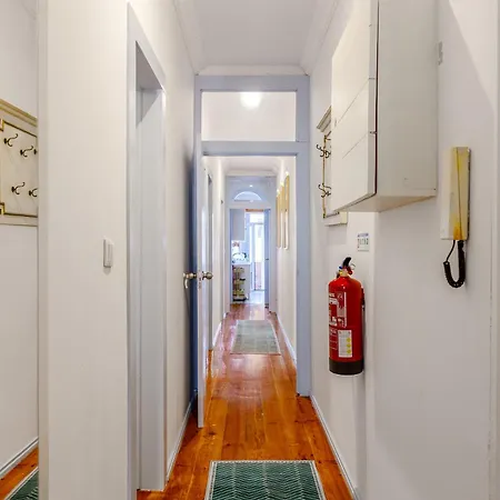 Avenidas Mansion Apartment